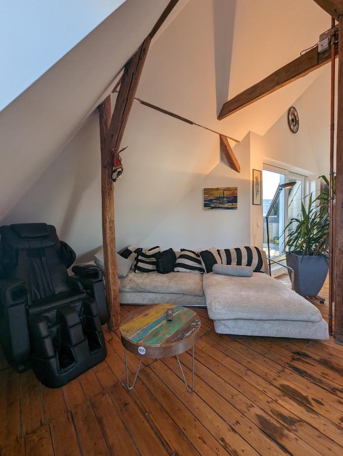 Luxurioeses Penthouse Mit Dachterrasse & Massagesessel Em-Apartments Deutschland Bielefeld Exterior foto