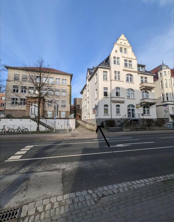 Luxurioeses Penthouse Mit Dachterrasse & Massagesessel Em-Apartments Deutschland Bielefeld Exterior foto